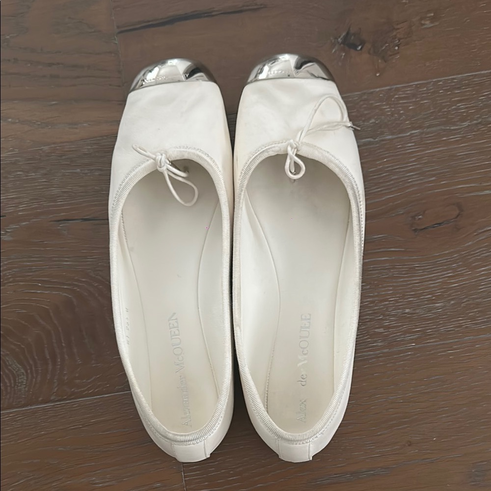 Alexander McQueen White Silver Loafers Flats